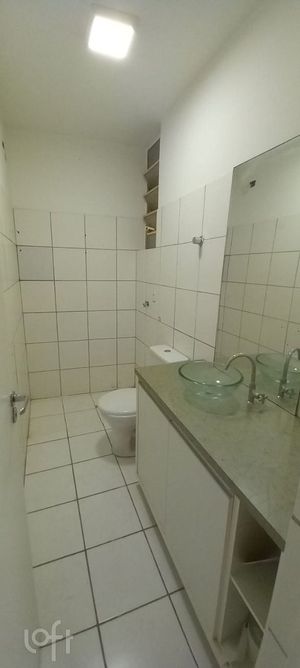 Image 10 - 866722