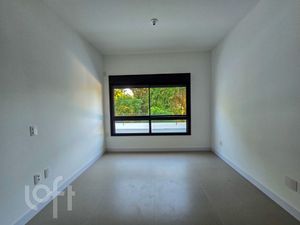 Image 1 - 866761