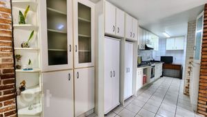 Image 10 - 866775