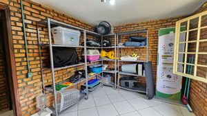Image 16 - 866775