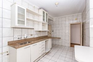 Image 19 - 866800