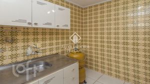 Image 11 - 866856