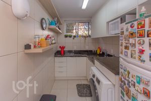 Image 6 - 866857