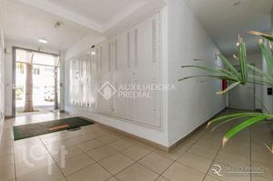 Image 11 - 866858