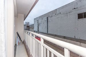 Image 3 - 866859