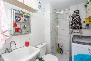 Image 16 - 866859