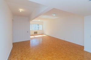 Image 1 - 866872