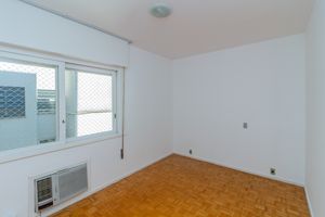 Image 16 - 866872