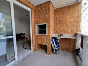 Image 11 - 866873