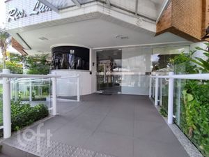 Image 36 - 866873