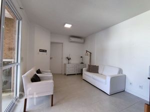 Image 4 - 866873