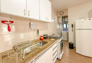 Image 7 - 866874