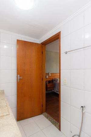 Image 22 - 866894
