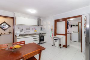 Image 34 - 866894