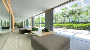 Image 14 - 866898