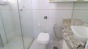 Image 11 - 866947