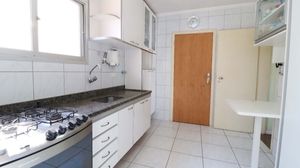 Image 15 - 866947