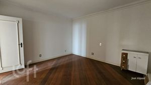 Image 9 - 866955