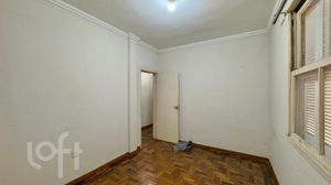 Image 18 - 866967