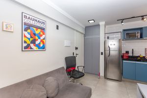 Image 3 - 866978