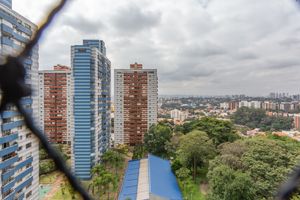 Image 35 - 866988