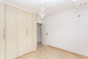 Image 36 - 866988