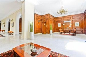 Image 32 - 866992