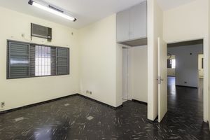 Image 22 - 867007