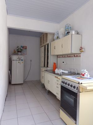 Image 1 - 867009