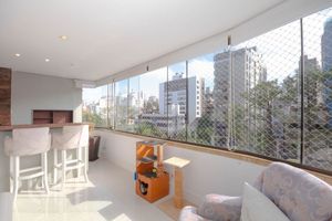 Image 31 - 867018