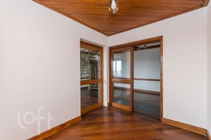 Image 11 - 867075