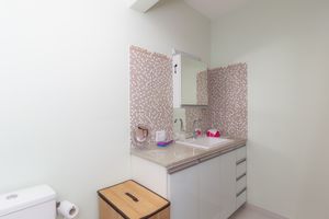 Image 35 - 867101
