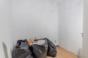 Image 23 - 867116
