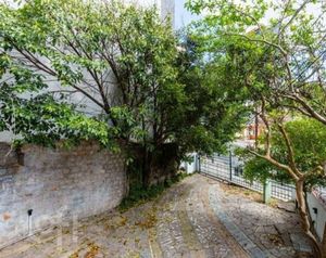 Image 30 - 867120