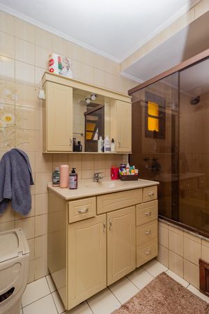 Image 19 - 867131