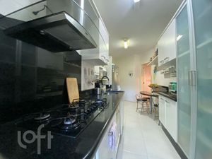 Image 8 - 867182