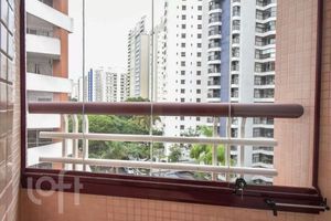 Image 11 - 867184