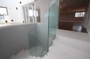 Image 19 - 867204