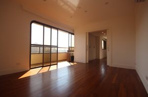 Image 4 - 867204