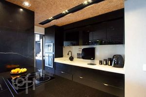 Image 9 - 867208
