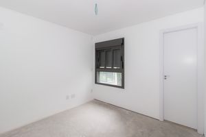 Image 19 - 867252