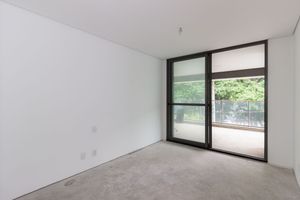 Image 36 - 867252