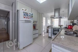 Image 10 - 867273
