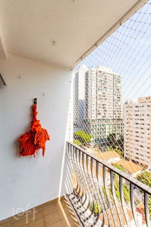 Image 6 - 867279