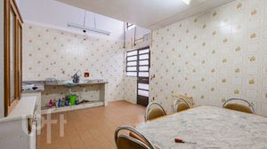 Image 10 - 867301