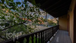 Image 4 - 867301