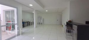 Image 20 - 867304