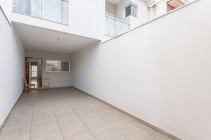 Image 44 - 867306