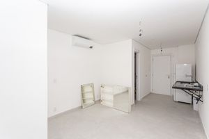 Image 1 - 867311