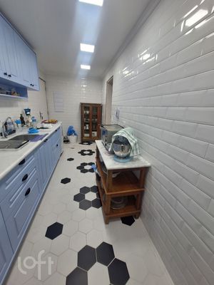 Image 4 - 867321